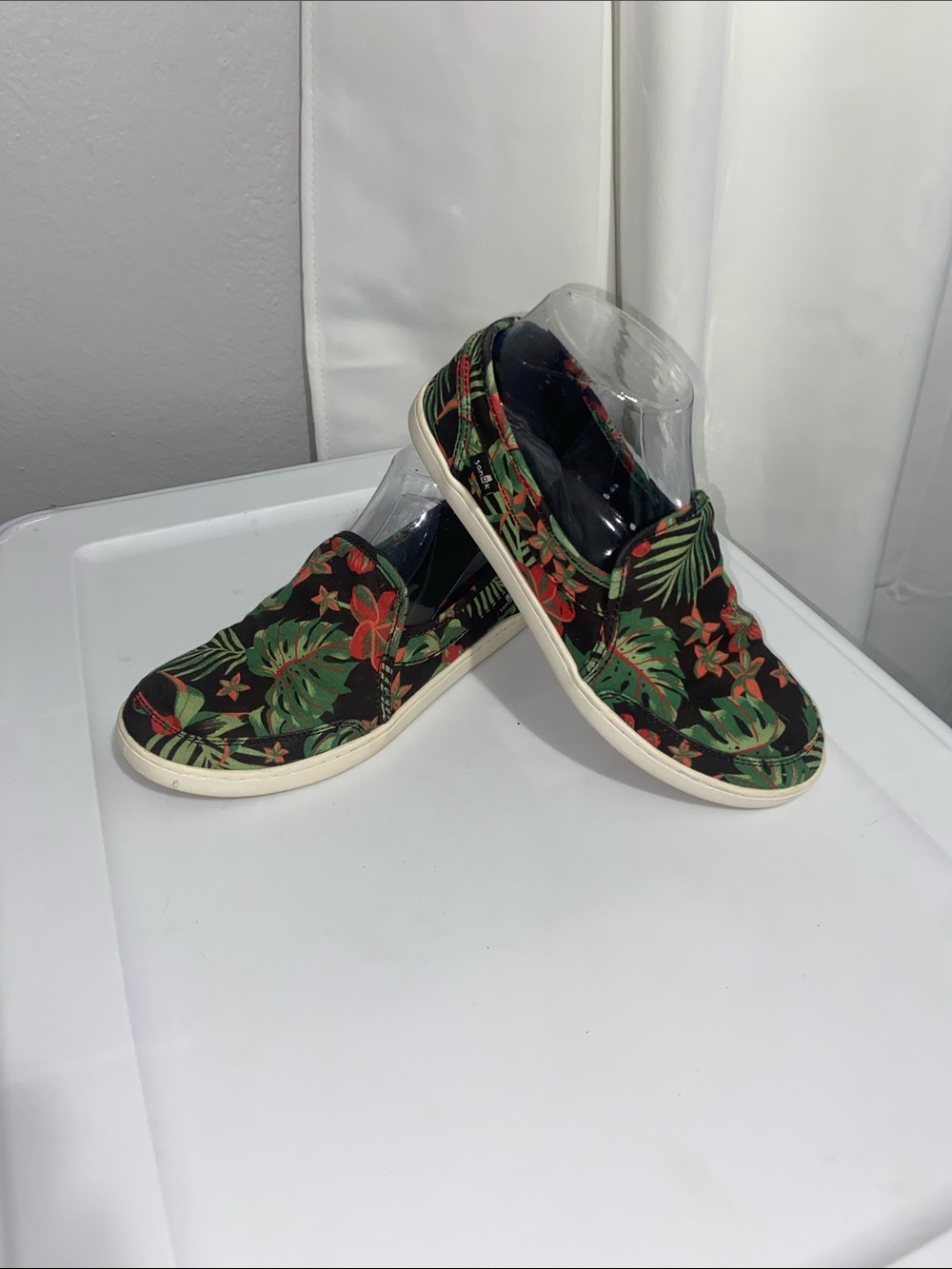 Sanuk Pair-O-Dice slips on sneakers
